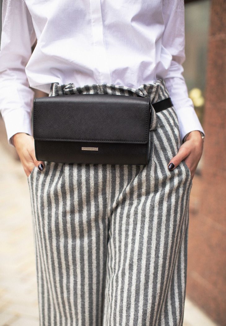 Women's leather transformer bag, black